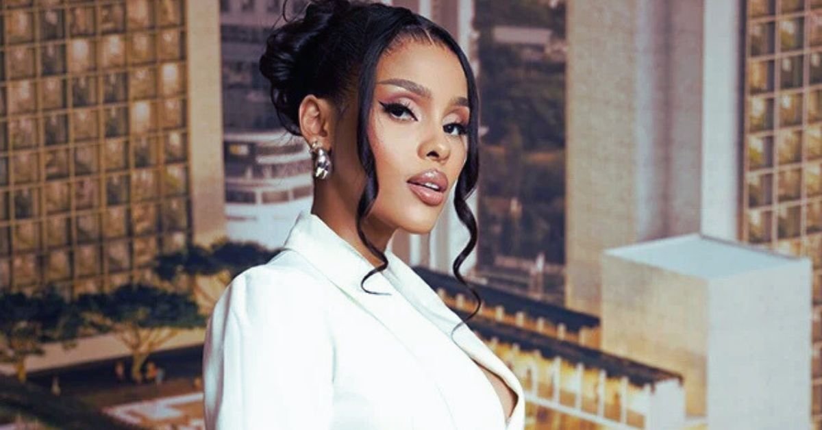 Kefilwe Mabote Sets Fire to Her Versace Wardrobe and Sends Powerful Message to Wealthy Men and Women Seeking Redemption 2 Kefilwe Mabote Sets Fire to Her Versace Wardrobe and Sends Powerful Message to Wealthy Men and Women Seeking Redemption