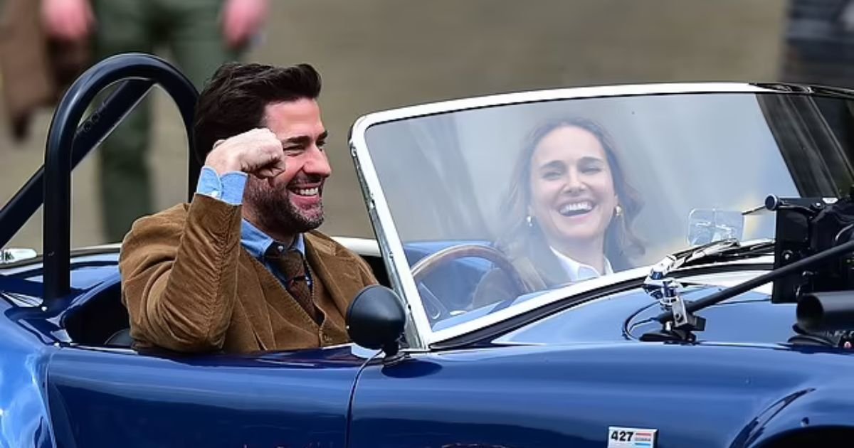 “‘I Was Shaking’ — Natalie Portman and John Krasinski Genuinely Terrified During Wild ‘Fountain of Youth’ Stunt” 2 “‘I Was Shaking’ — Natalie Portman and John Krasinski Genuinely Terrified During Wild ‘Fountain of Youth’ Stunt”