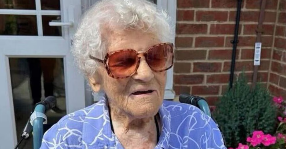 115-Year-Old Woman Says Petty Revenge Is Her Secret to a Long Life — Internet Can’t Believe It 2 115-Year-Old-Woman-Says-Petty-Revenge-Is-Her-Secret-to-a-Long-Life-—-Internet-Cant-Believe