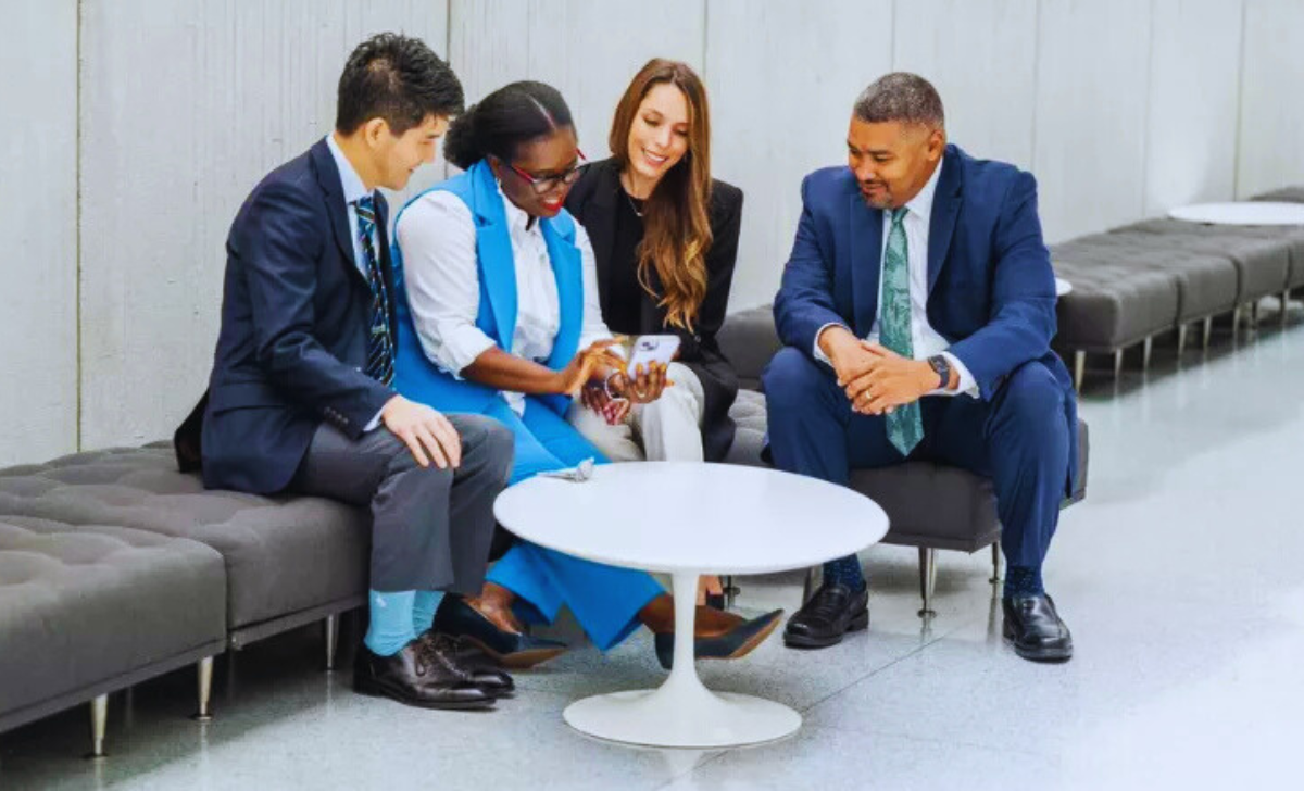 Bank Jobs in USA with Visa Sponsorship 2025: Your Guide to Starting a Finance Career in America 2 Bank Jobs in USA with Visa Sponsorship 2025