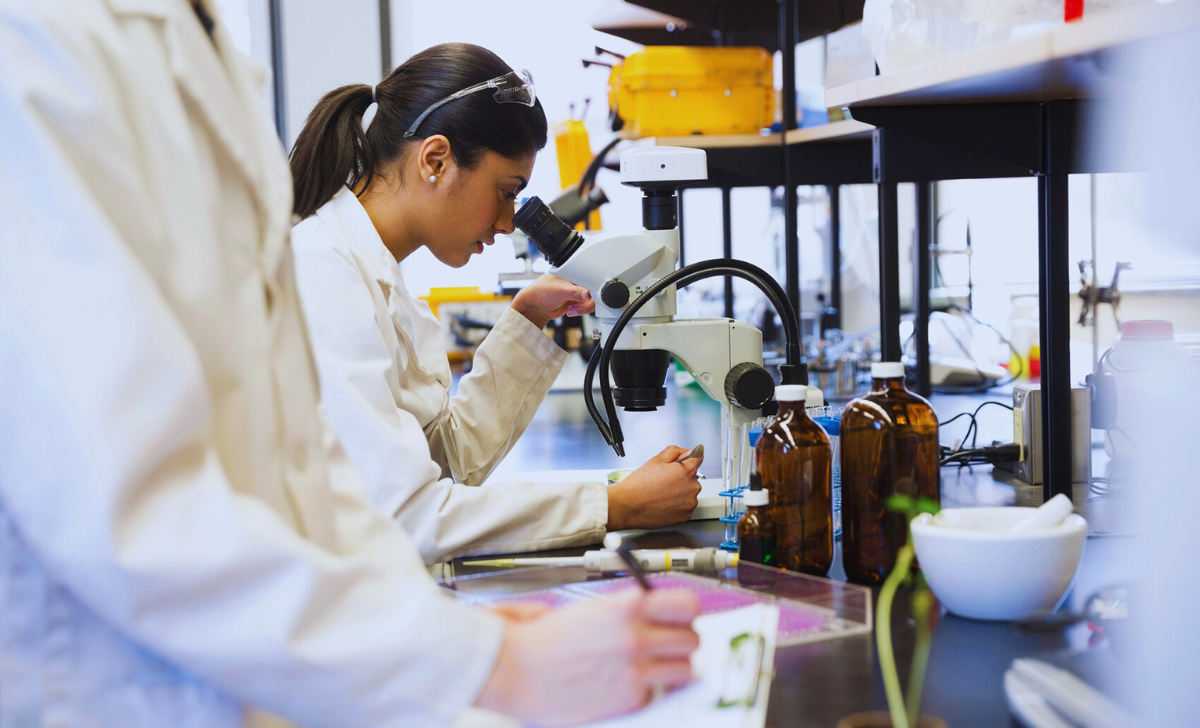 Biotechnology Jobs in USA with Visa Sponsorship 2025: Your Guide to Building a Career in the U.S. 2 Biotechnology Jobs in USA with Visa Sponsorship 2025