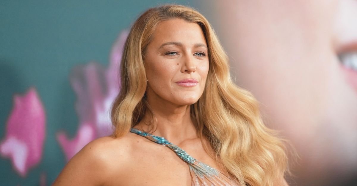 Paul Feig Defends Blake Lively’s Talent Amid ‘It Ends With Us’ Backlash: “The Tiger Comes Out” 3 Blake Lively Breaks the Silence 1