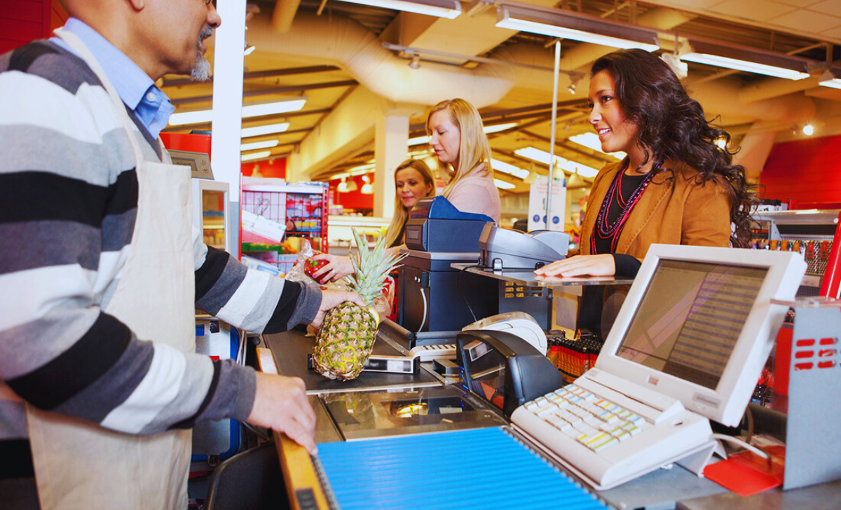 Cashier Jobs in Italy with Visa Sponsorship 2025 2 Cashier Jobs in italy with Visa Sponsorship 2025