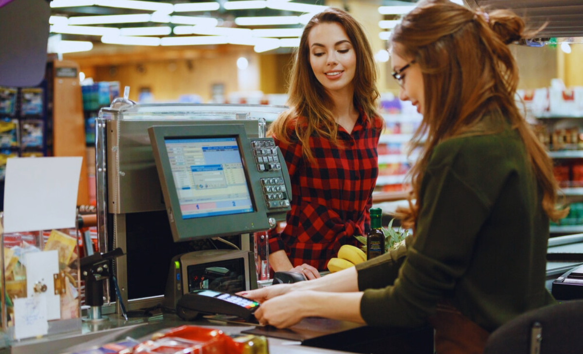 Cashier Jobs in Italy with Visa Sponsorship 2025 3 Cashier Jobs in italy with Visa Sponsorship 2025