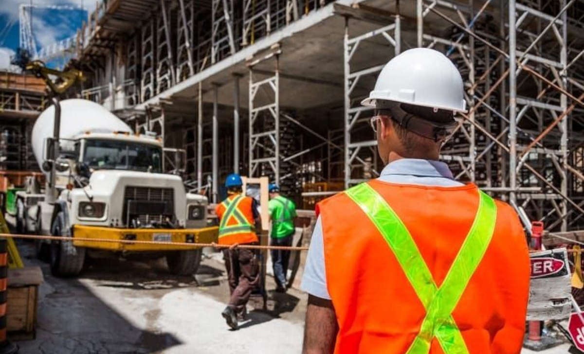 Construction Jobs in Dubai with Visa Sponsorship 2025: Work Legally in the UAE 3 Construction Jobs in Dubai with Visa Sponsorship 2025