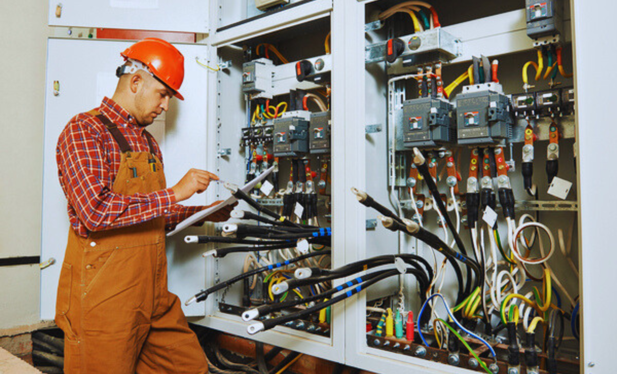 Electrical Engineer Jobs in Saudi Arabia with Visa Sponsorship 2025: Your Guide to a Successful Career 3 Electrical Engineer Jobs in Saudi Arabia with Visa Sponsorship 2025