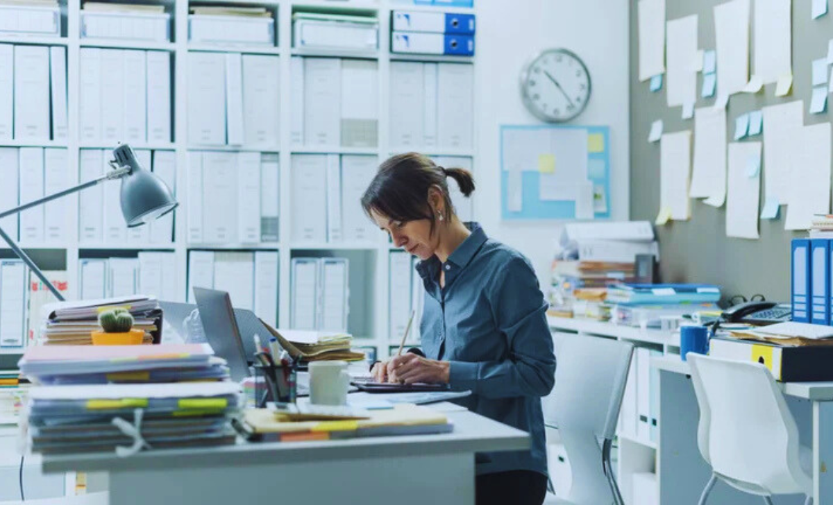 General Clerk Jobs in Canada with Visa Sponsorship 2025: Opportunities and Application Guide 2 General Clerk Jobs in Canada with Visa Sponsorship 2025
