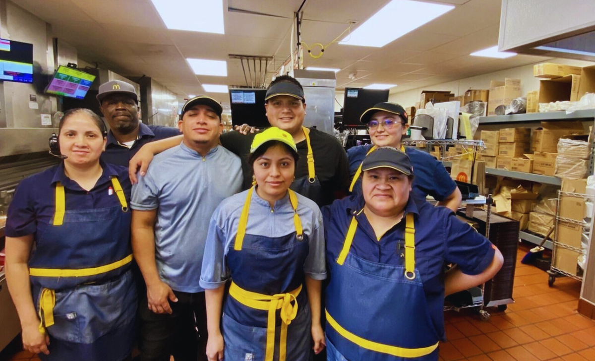 Restaurant Jobs in Canada with Visa Sponsorship 2025 2 Restaurant Jobs in Canada with Visa Sponsorship 2025