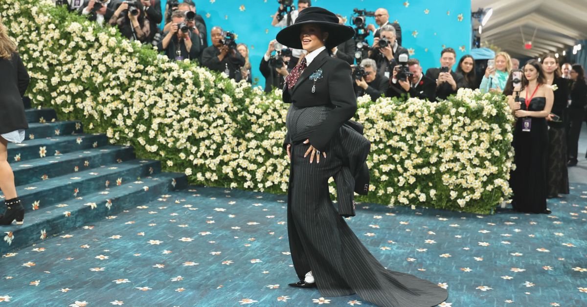 Rihanna ‘Excited’ to Reveal Third Pregnancy at Met Gala 2025: A Star-Studded Surprise for Fashion's Biggest Night 2 Rihanna ‘Excited to Reveal Third Pregnancy at Met Gala 2025 A Star Studded Surprise for Fashions Biggest Night 3