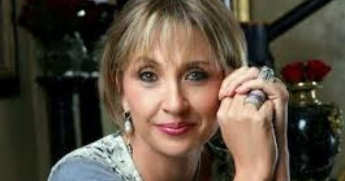 South Africa Mourns Jenna Clifford: Iconic Jewellery Designer Dies of Cancer at 68 2 South Africa Mourns Jenna Clifford: Iconic Jewellery Designer Dies of Cancer at 68