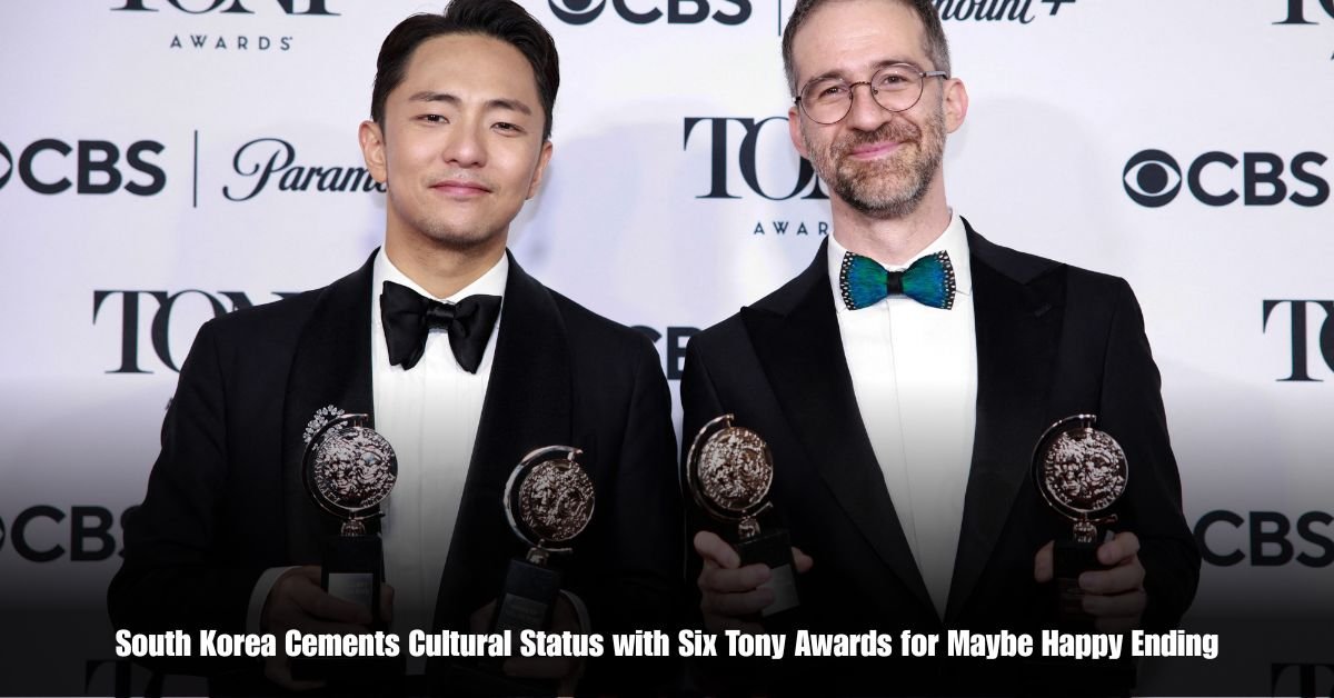 6 on Private Jet Presumed Dead After Crash Into San Diego Neighborhood 76