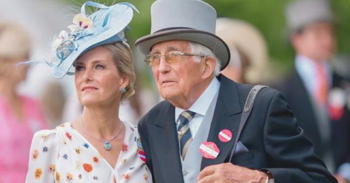 Royal Shake-Up: Beatrice and Eugenie’s HRH Titles at Risk Under Prince William’s Rule 2 Beatice Eugenie HRH titles at risk under Prince Williams future rule 1