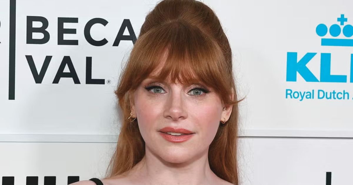 Bryce Dallas Howard Opens Up: How She Really Feels When Movies Flop 3 Bryce Dallas Howard shares how she reacts when movies flop 2