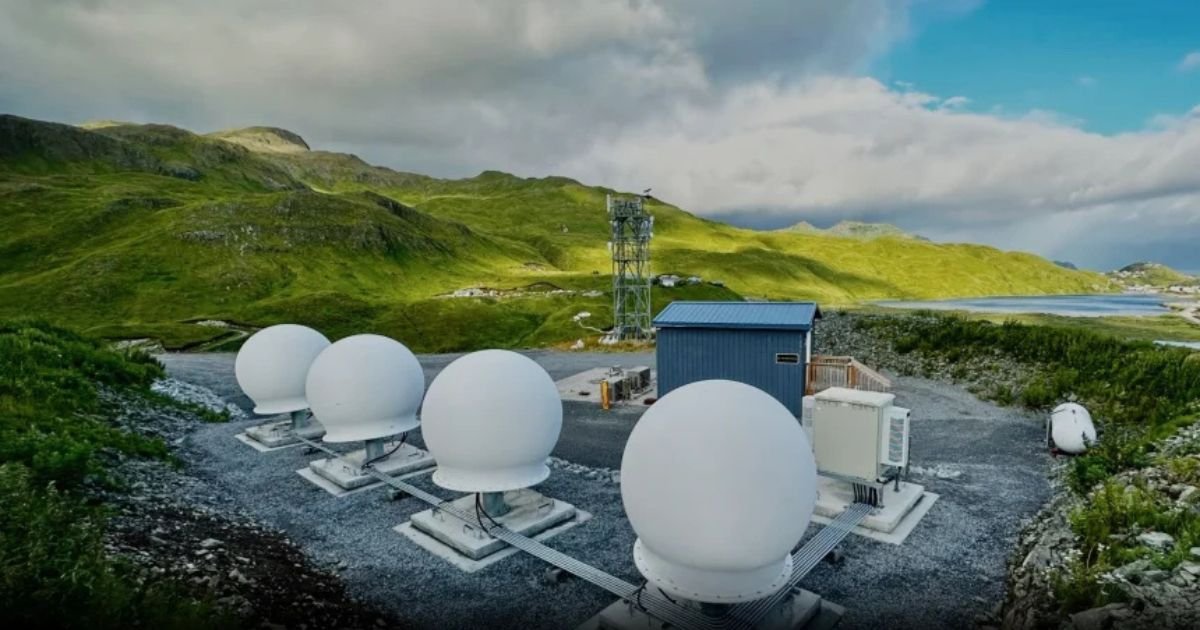 Starlink’s Kenya Expansion Stalls Amid Subscription Freeze: Is the Satellite Giant Losing Ground? 2 Starlink’s Kenya Expansion Stalls Amid Subscription Freeze: Is the Satellite Giant Losing Ground?