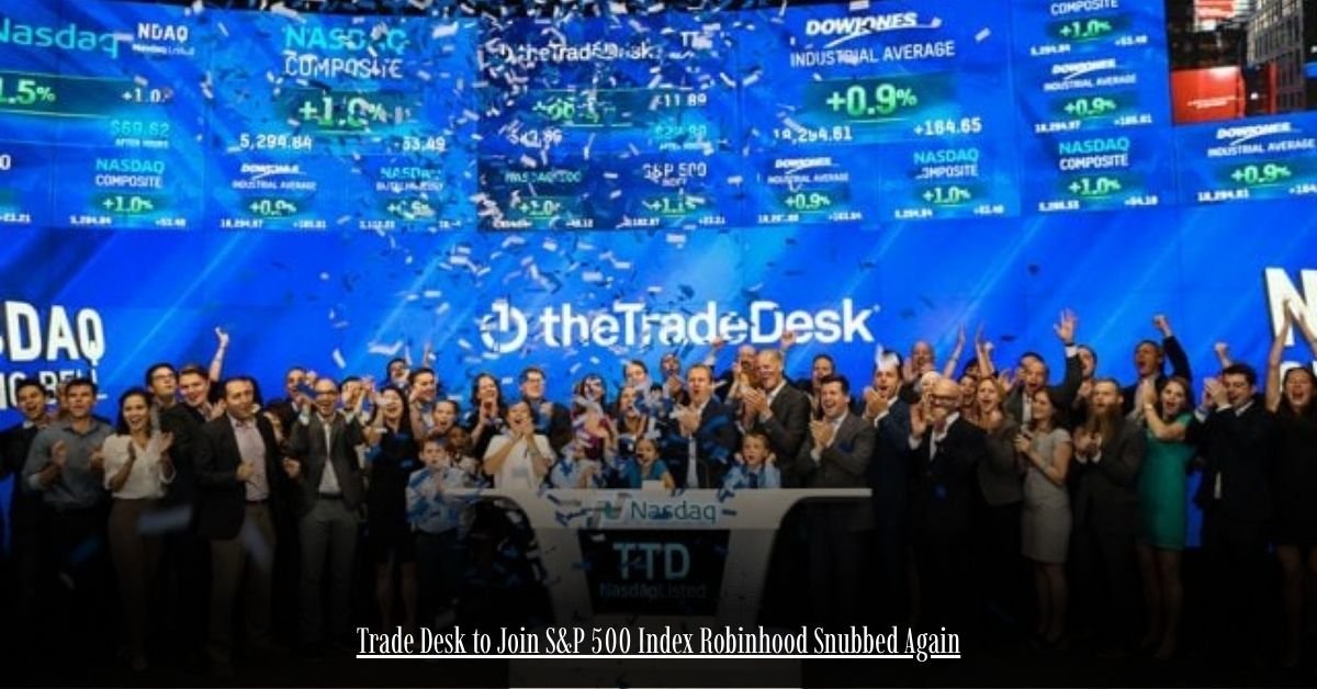 6 on Private Jet Presumed Dead After Crash Into San Diego Neighborhood 4 3