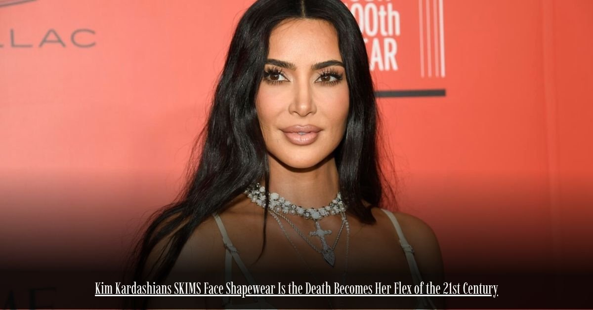 6 on Private Jet Presumed Dead After Crash Into San Diego Neighborhood 74