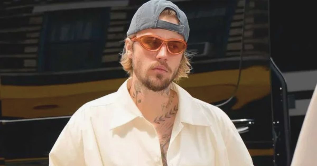 Justin Bieber Sparks Global Buzz with 'Swag' Album and Tour Rumors 4 Justin Bieber to announce tour dates after Swag release 2