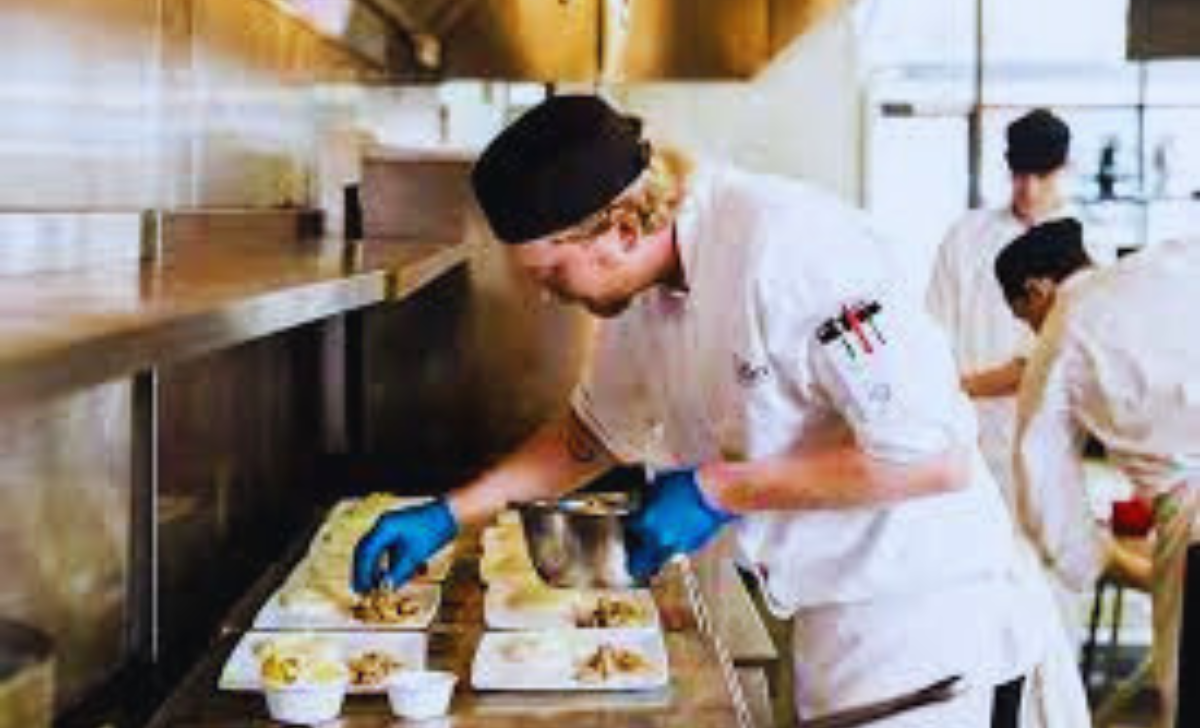 Restaurant Cook Jobs in Canada With Visa Sponsorship 2025: The Ultimate Guide 3 Restaurant Cook Jobs in Canada With Visa Sponsorship 2025