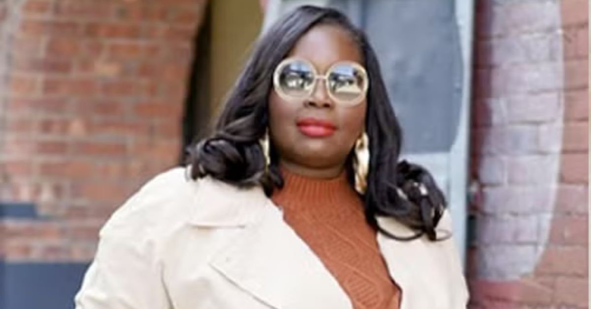 Fashionable And Stylish Casual Outfit Styles For Chubby Ladies 1 heloo g 35