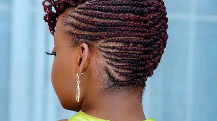 10 Lovely Hairstyles to Turn Heads This Weekend Easy & Stunning Looks 1 14033a26b517469d89177ecb049abbe3