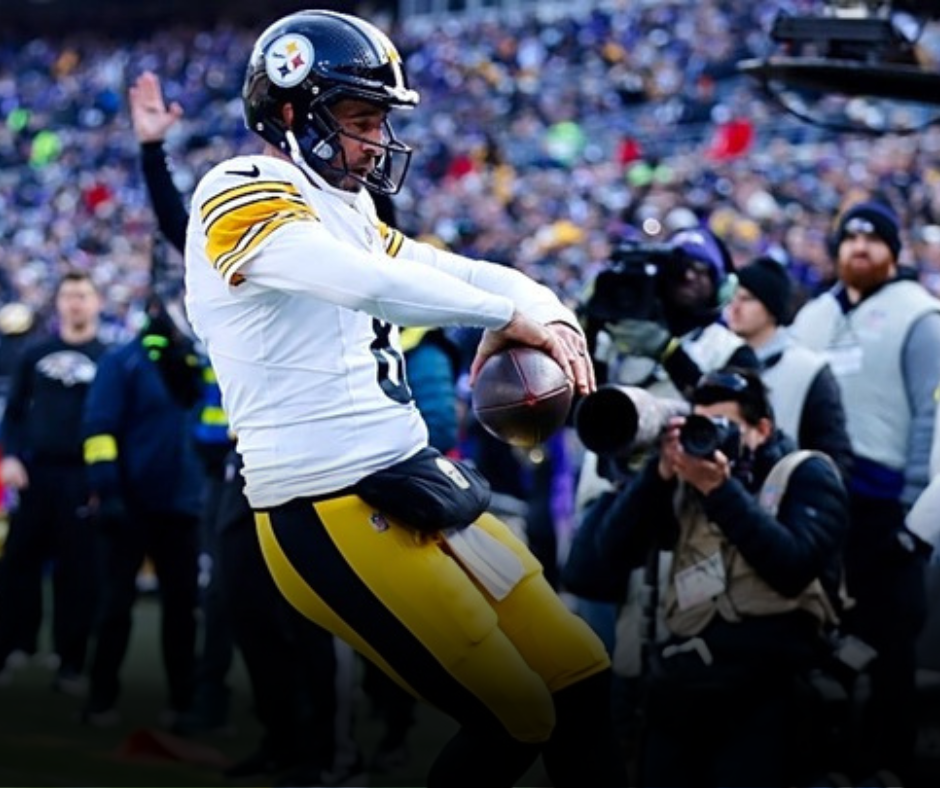 Mike Tomlin Hits Iconic Aaron Rodgers Celebration After Steelers QB’s First Rushing TD in Years